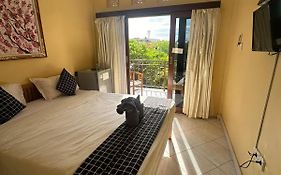Sari Buana Bed And Breakfast