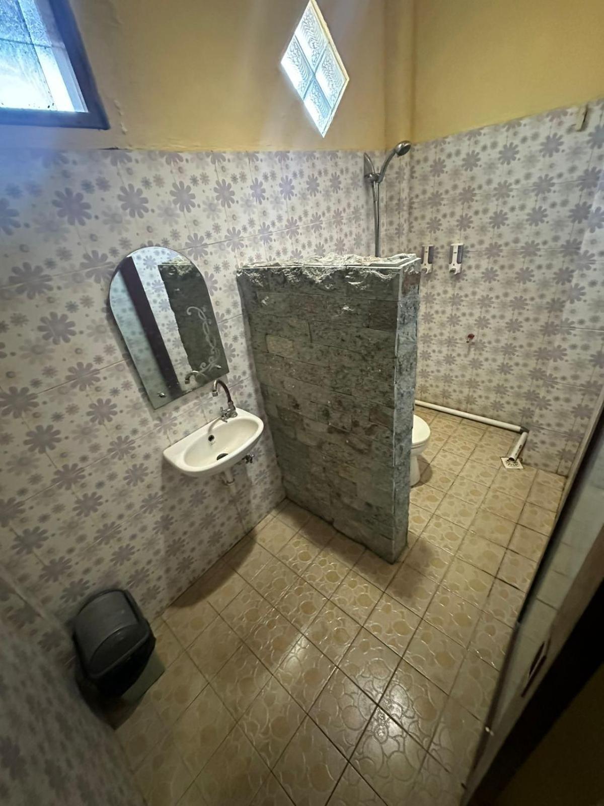 Sari Buana Bed & Breakfast Кута Экстерьер фото