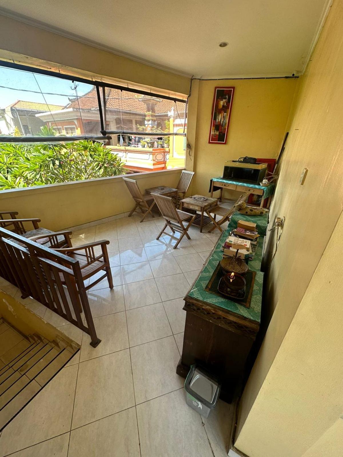 Sari Buana Bed & Breakfast Кута Экстерьер фото
