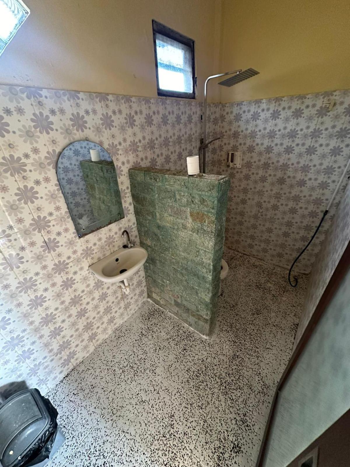 Sari Buana Bed & Breakfast Кута Экстерьер фото