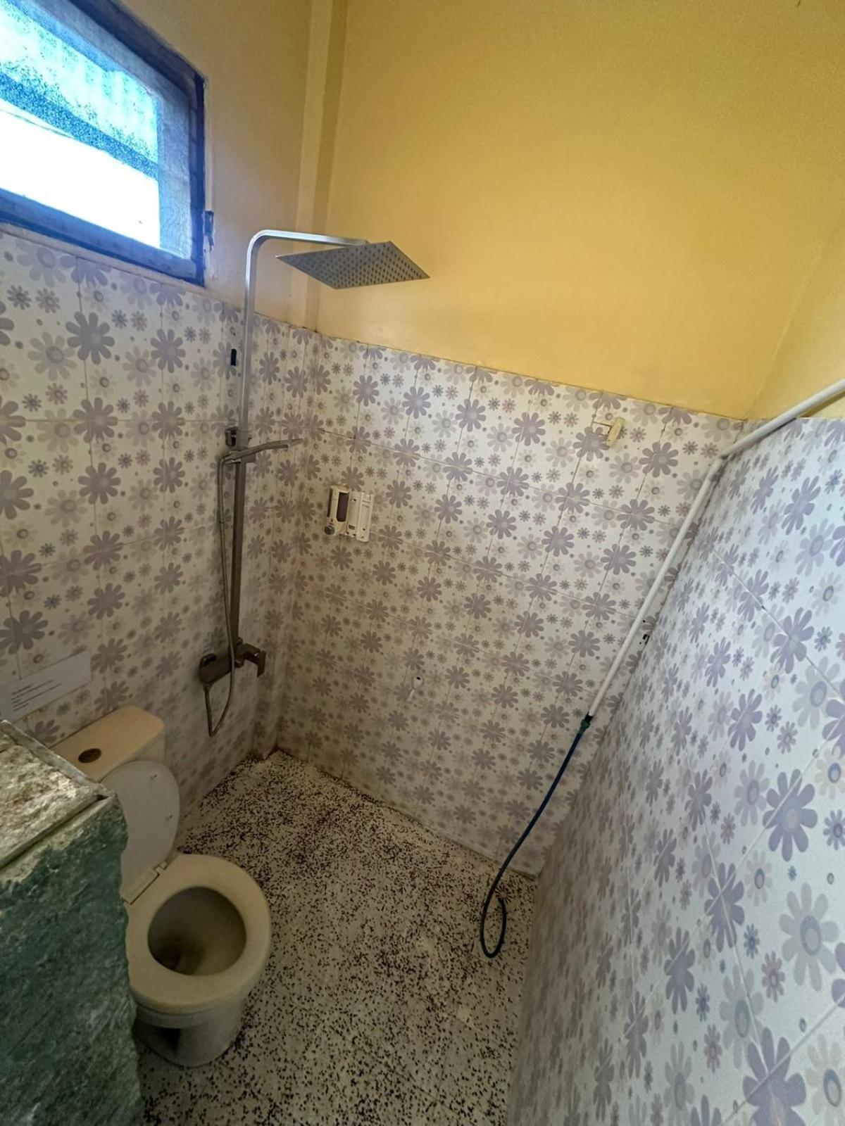 Sari Buana Bed & Breakfast Кута Экстерьер фото